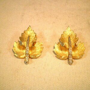 Vintage 1950s Park Lane Clip-On Earrings Gold Tone Leaves with Rhinestones